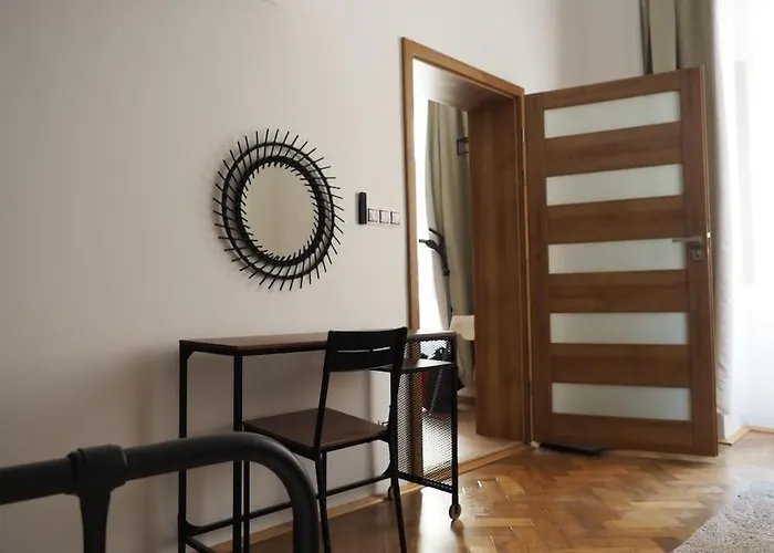 Victoria Apartment